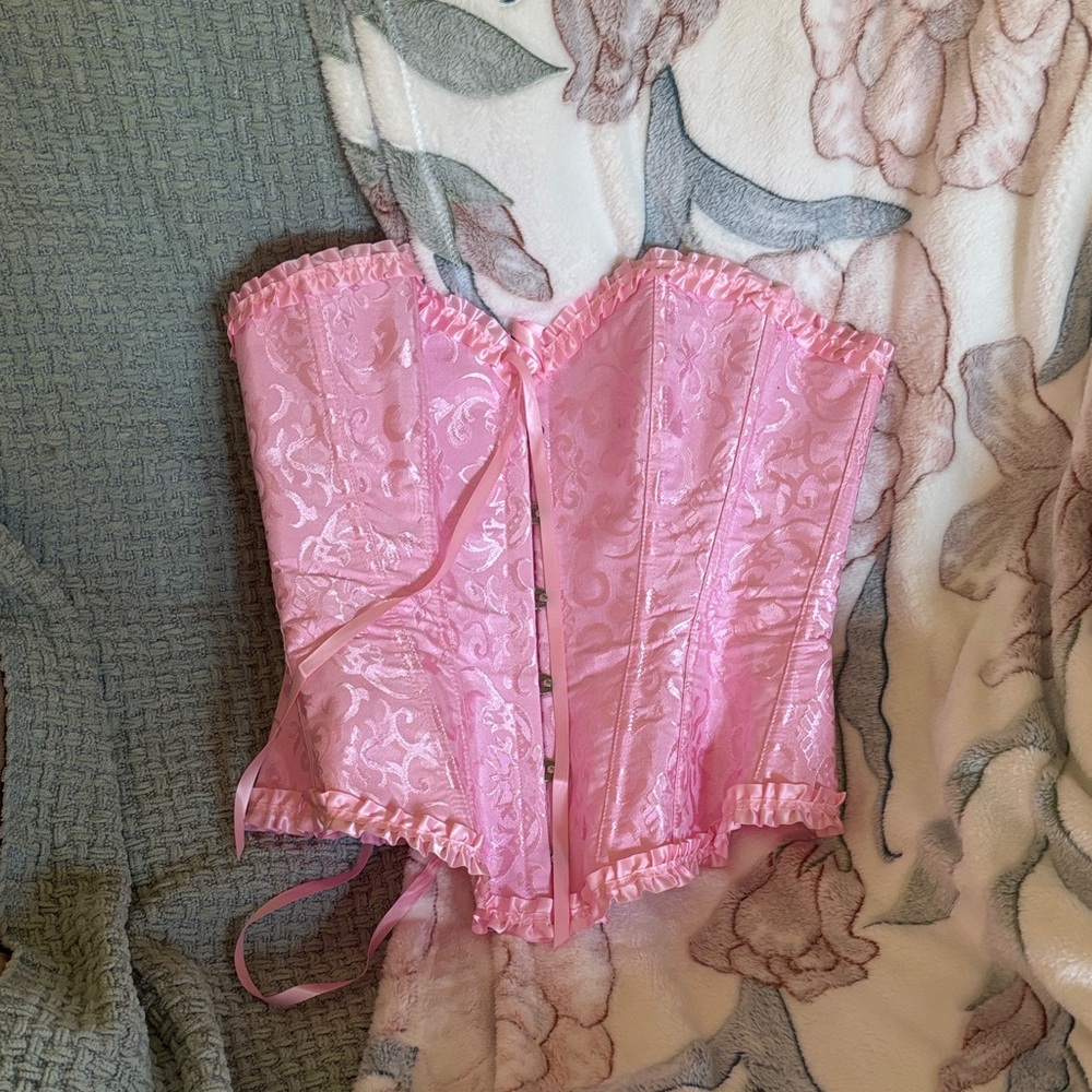 Elegant Pink Lace Corset